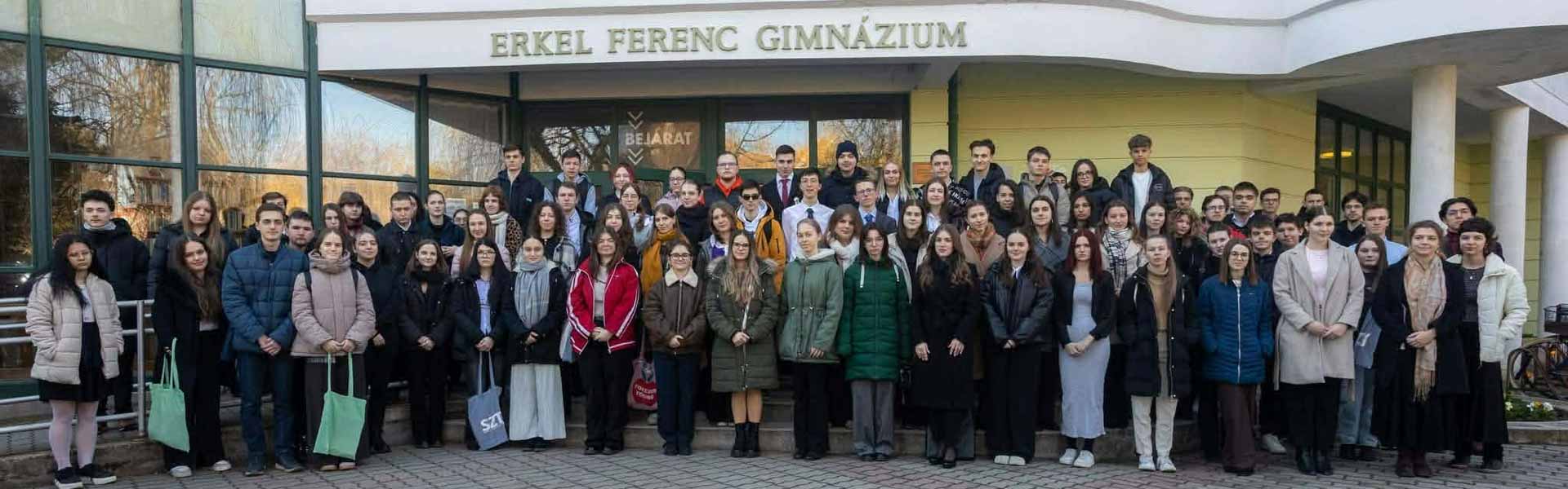 Implom József Középiskolai Helyesírási Verseny