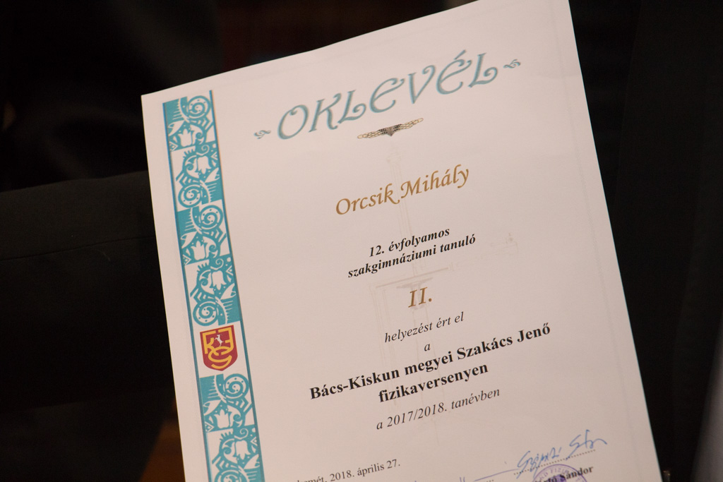fizika18 3